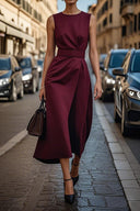 Elegant ensfarvet taljekjole