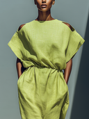 Vestido Midi Verde Lima em Mistura de Linho com Ombros Descobertos