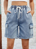 Vaskede denimshorts med elastik og bindebånd i taljen