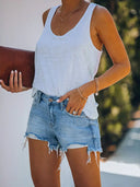Pantaloni scurți din denim versatili, skinny, cu rupturi