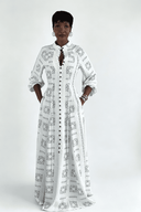 Vestido-camisa maxi com gola subida e estampado tribal geométrico