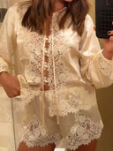 Set pijamale din satin cu dantelă