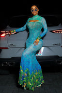 Vestido maxi sereia com estampado subaquático