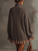 Robe-pull col roulé marron à ourlet volanté