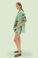 Conjunto de camisa holgada y shorts con estampado étnico único