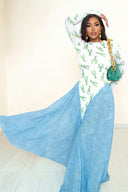 Vestido Maxi Fluído com Estampa Divertida de Lagosta