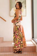 Conjunto de cárdigan de cuello halter con estampado llamativo y falda