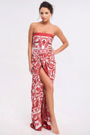 Conjunto de traje de baño de una pieza con estampado étnico