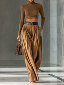 Conjunto feminino de top castanho misto e calças largas
