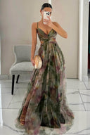 Rochie maxi în linie A cu imprimeu floral pictat și decolteu în V
