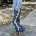 Low Waist lockere Jeans mit seitlichen Streifen und Schleife, weit geschnitten