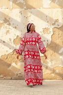 Vestido maxi con cuello alto y estampado de símbolo XO
