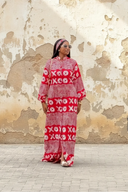 Vestido maxi con cuello alto y estampado de símbolo XO