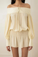Rochie crem cu umerii goi