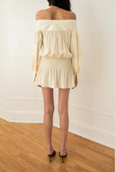 Rochie crem cu umerii goi