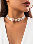 Collana corta con perle finte e perline turchesi
