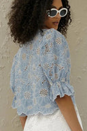 Blusa elegante ricamata