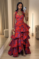 Vestido maxi com corpete halter, acabamento com folhos e franzido em vários níveis