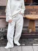 Trendige, lockere Jeans mit Bogen-Schnitt