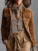 Veste courte marron en daim à revers et boutonnage simple