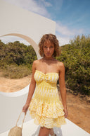 Μίνι Φόρεμα Bodycon Dolly με Κεντημένη Δαντέλα και Χωρίς Τιράντες