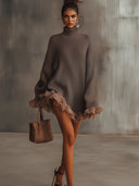 Robe-pull col roulé marron à ourlet volanté