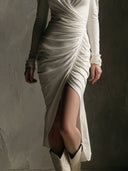 Vestido midi elegante de ante de poliéster con aberturas laterales y paneles de encaje