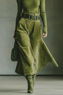 Set top verde măsliniu cu umerii goi și fustă din piele întoarsă ecologică (Include curea)