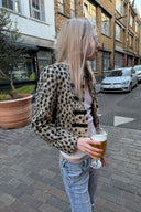 Romy-jack met sneeuwluipaardprint