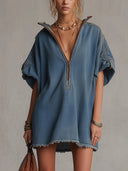 Mini-robe en denim bleu délavé