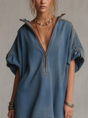 Mini-robe en denim bleu délavé