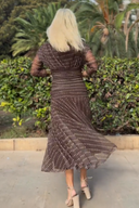 Robe longue en maille à motif bohème et col en V